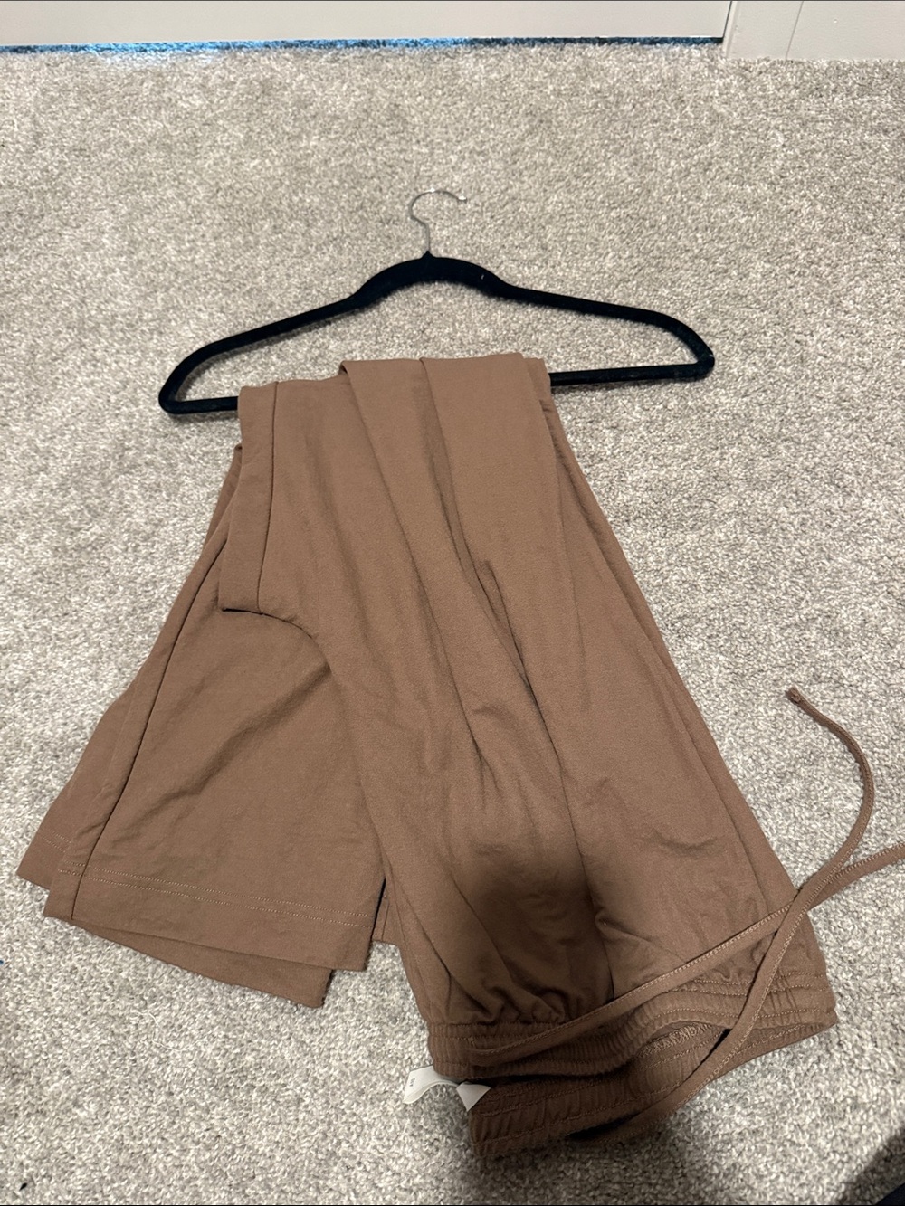H&M Wide-Leg Drawstring Pants in Brown